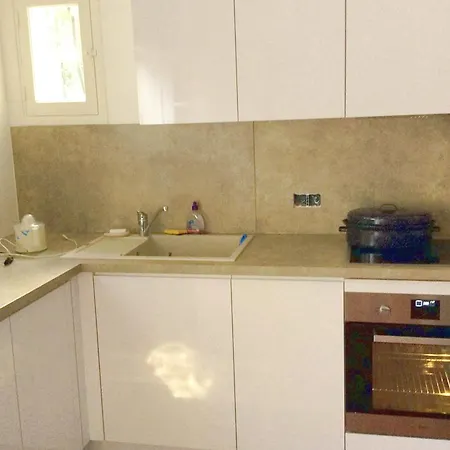 Apartment Splendide Villa Le Lavandou Aiguebelle Beach